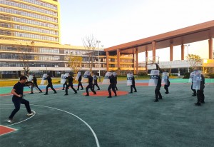 聚焦實(shí)戰(zhàn)強(qiáng)本領(lǐng) 筑牢就醫(yī)安全網(wǎng) —— 溫州國(guó)泰保安駐附一醫(yī)龍港院區(qū)安保隊(duì)伍專項(xiàng)技能培訓(xùn)